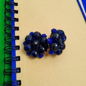 Cobalt blue clustered bead clip-on